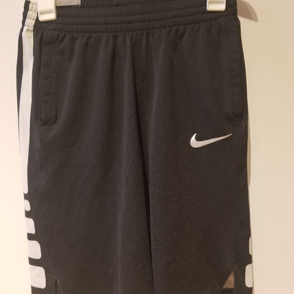 Nike | Bottoms | Nike Shorts Size Youth 